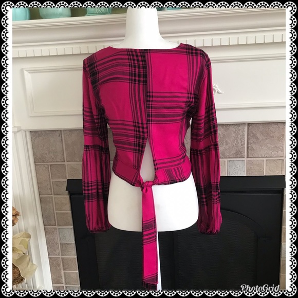 Pick 3 for $9๐ Wild Fable top, size XS - Picture 3 of 7